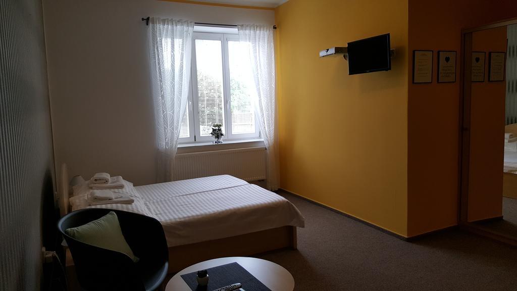 Villa Rozarka Stare Mesto  Exteriör bild