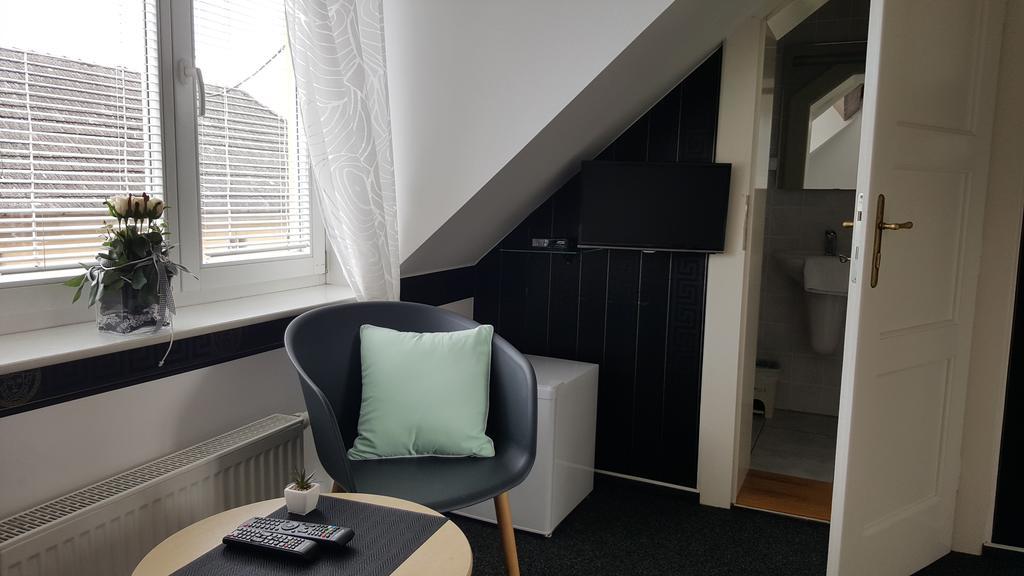 Villa Rozarka Stare Mesto  Exteriör bild